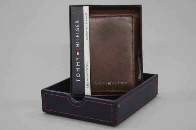 Billetera Tommy Hilfiger