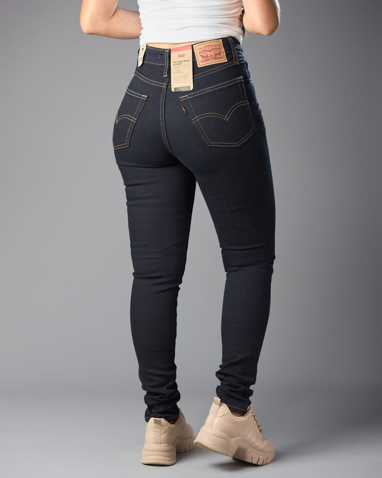 JEANS LEVIS DE MUJER 721 HIGH - RISE SUPER SKINNY