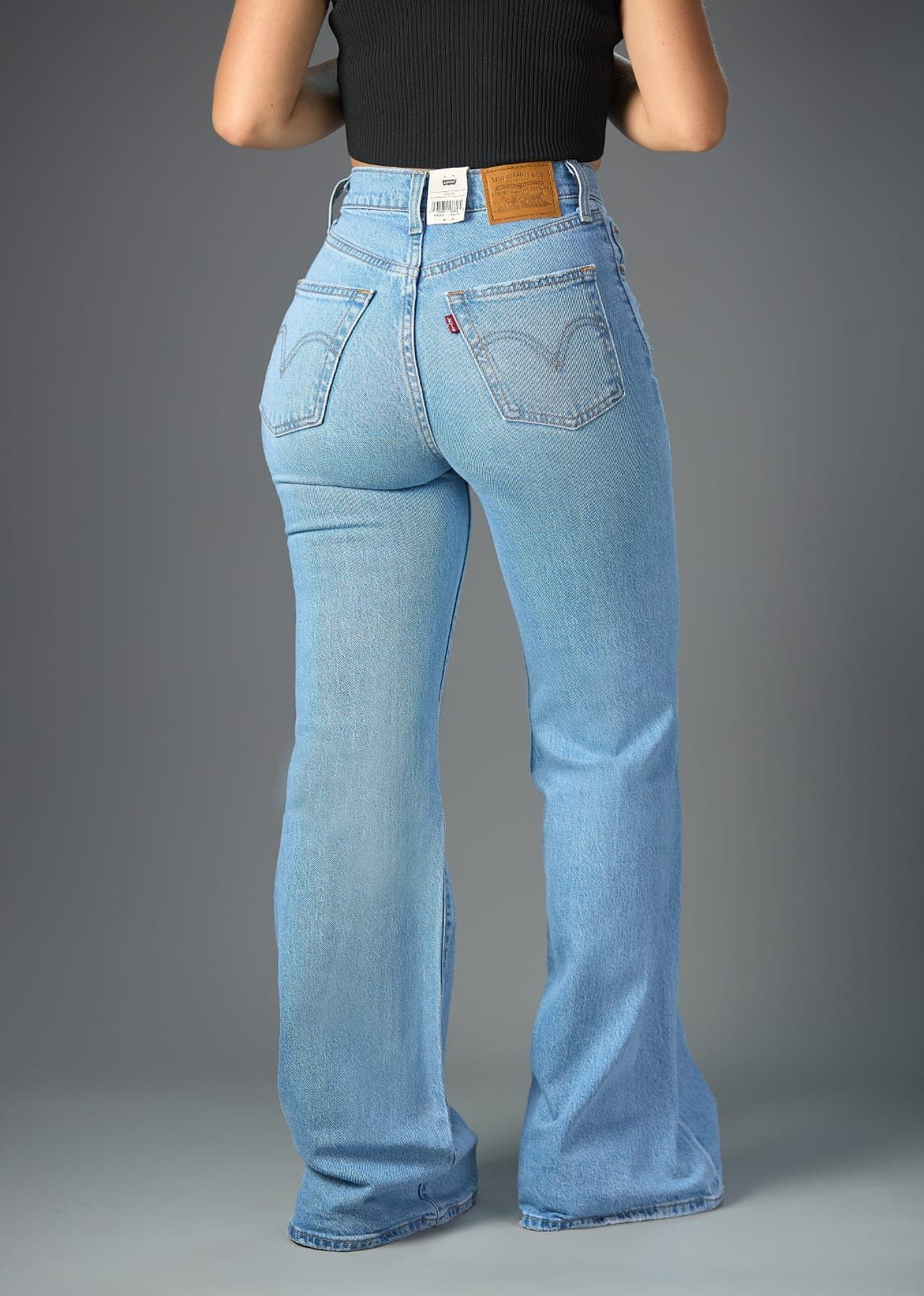 JEANS LEVIS DE MUJER RIBCAGE BELL